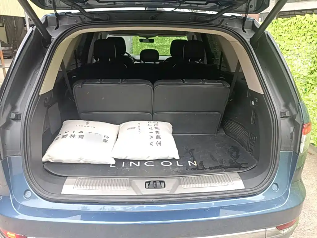 Lincoln Aviator (Import) 2020 2020 3.0T V6 AWD Premium Edition
