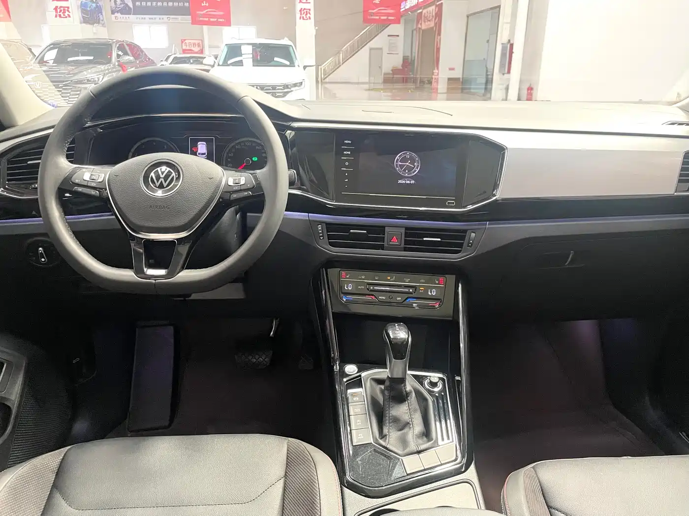 Volkswagen Tayron 2022 280TSI 2WD Luxury Smart Connect Edition фото 8
