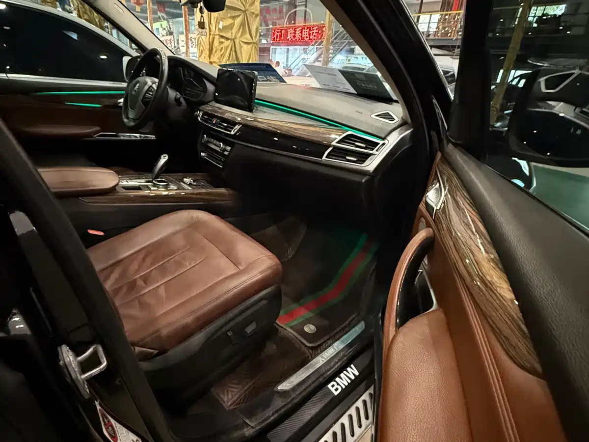 BMW X5 (Import) 2014 xDrive35i Leading фото 15