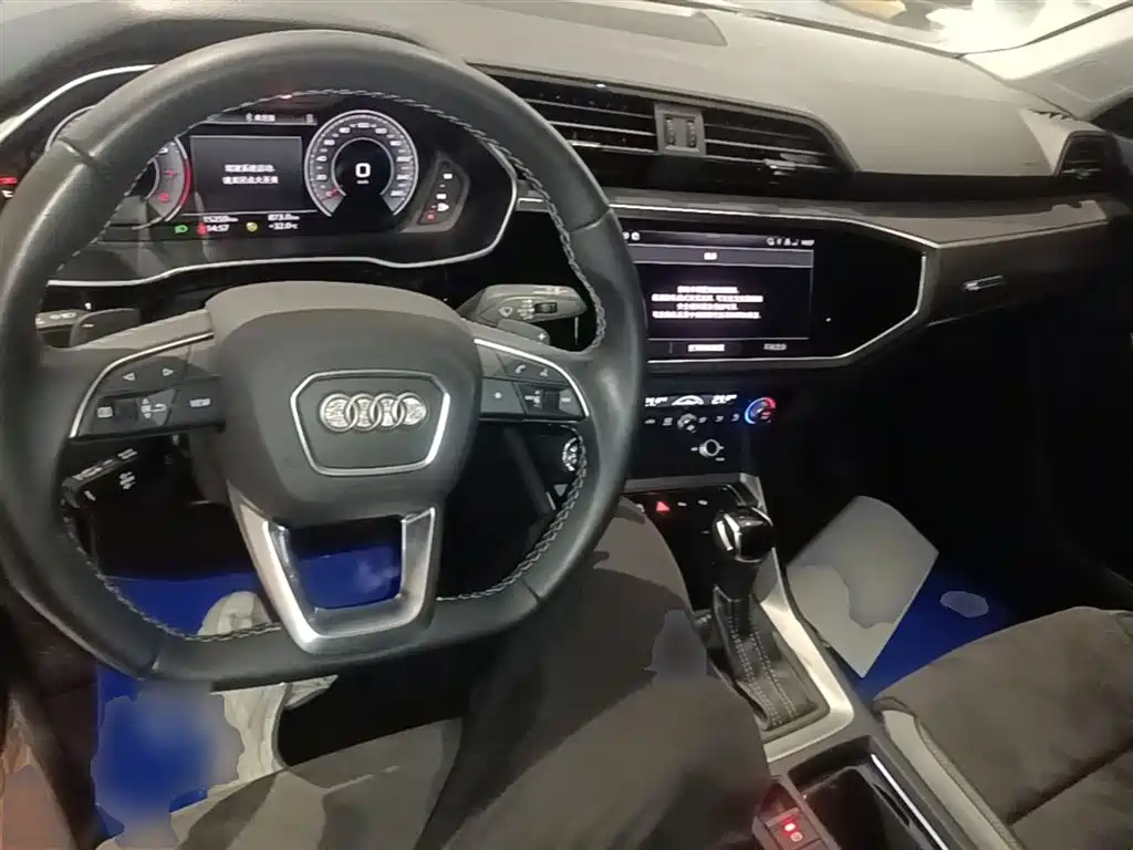 Audi Q3 2022 35 TFSI Fashion Dynamic фото 10