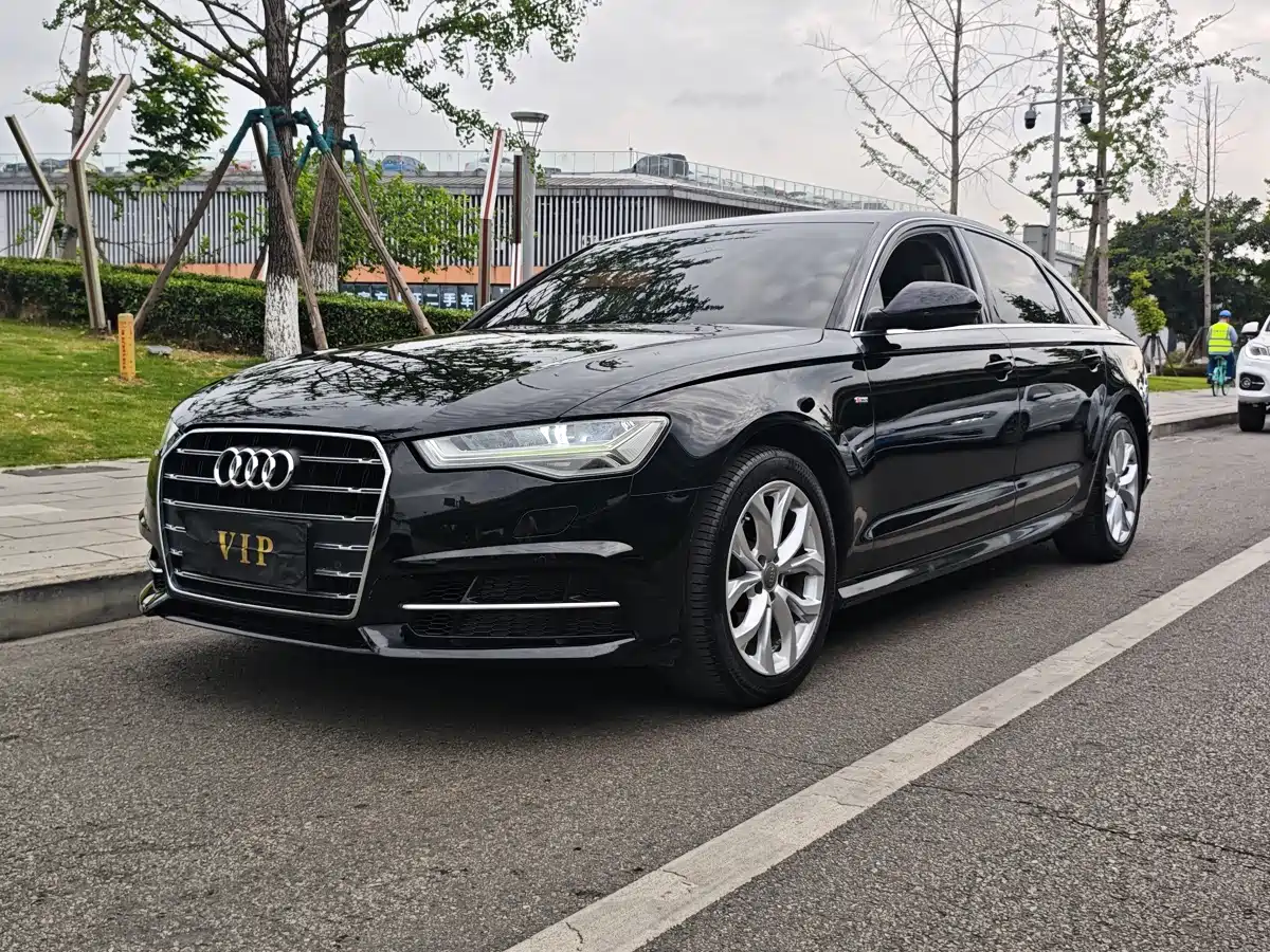Audi A6L 2018 30th Anniversary 35 TFSI Fashion