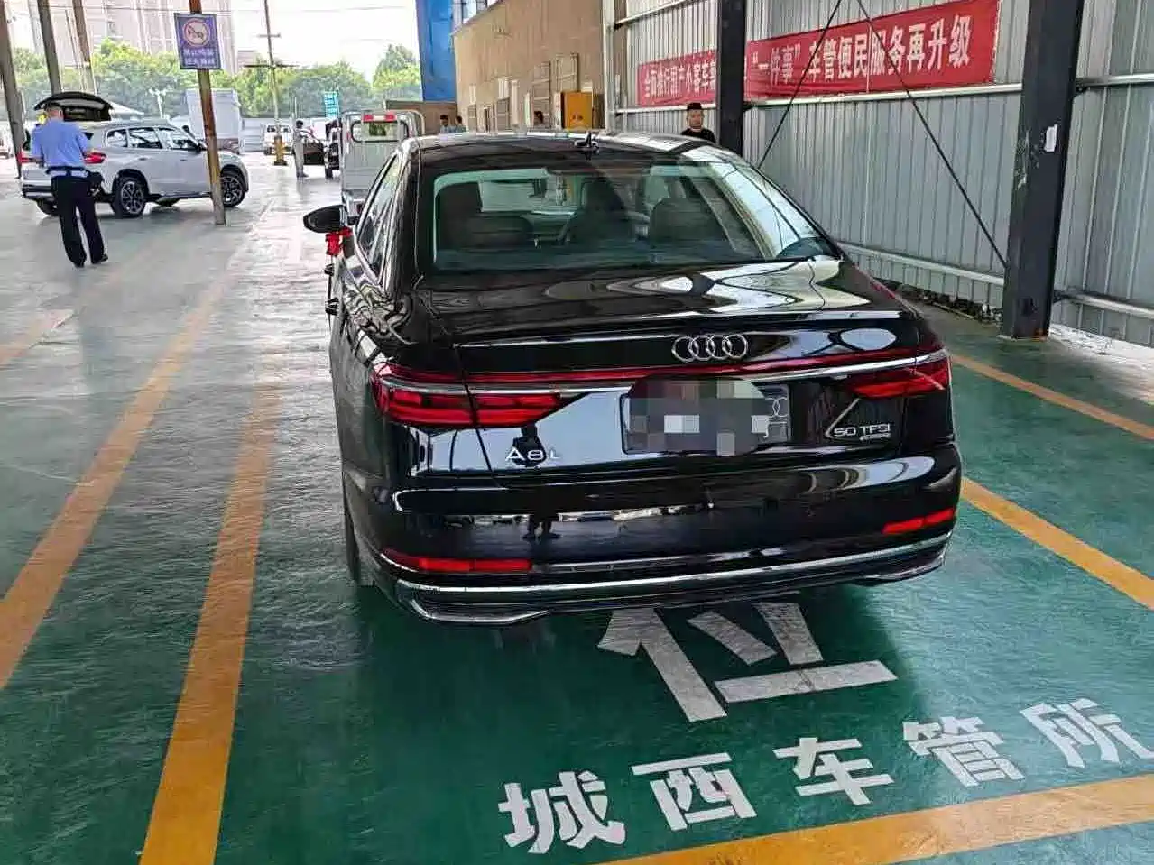 Audi A8 2026 2025 A8L 50 TFSI quattro Exclusive Selection