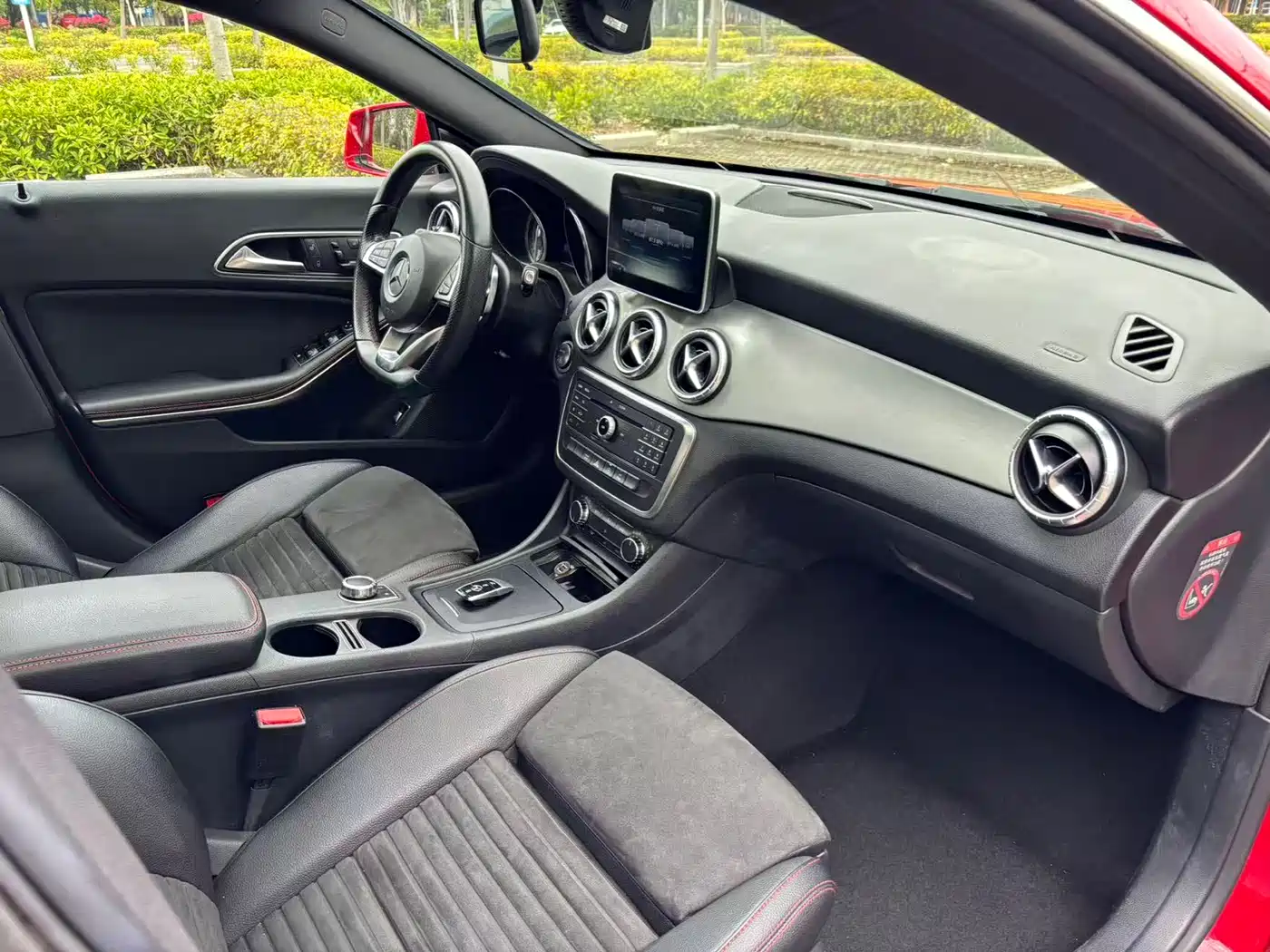 Mercedes-Benz CLA (Import) 2016 CLA 220 4MATIC фото 14
