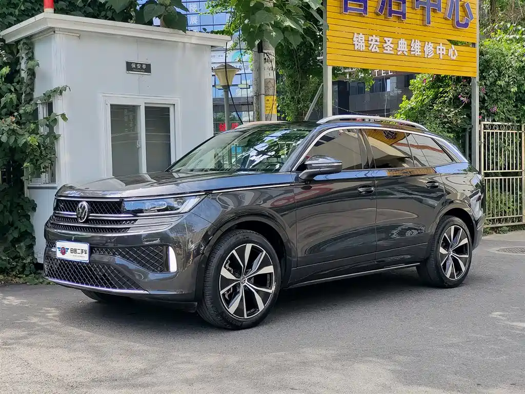 Volkswagen Talagon 2023 380TSI 4WD R-Line Launch Edition