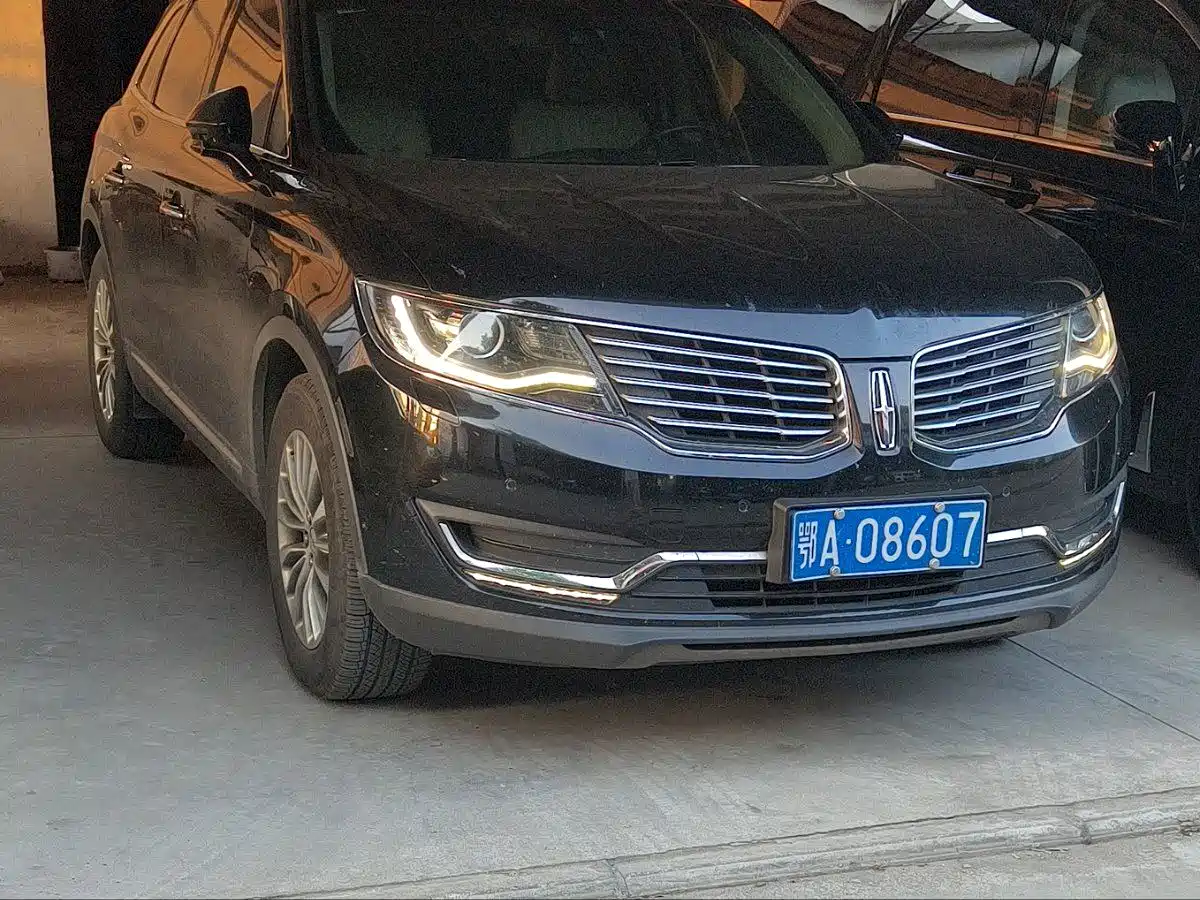 Фото 3 - Lincoln MKX