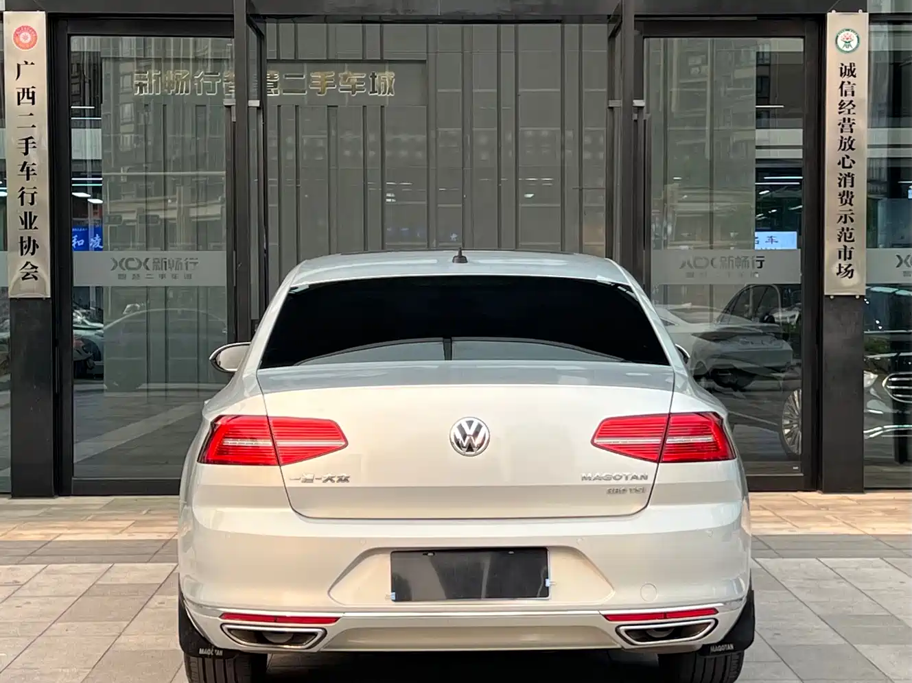 Volkswagen Magotan 2017 380TSI DSG Premium фото 5