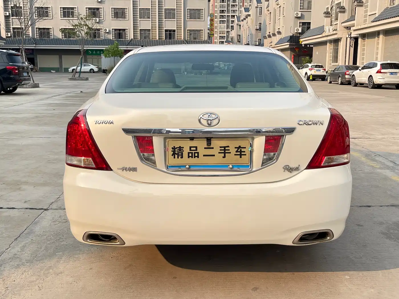 Toyota Crown 2010 2.5L Royal Leather Sunroof фото 6
