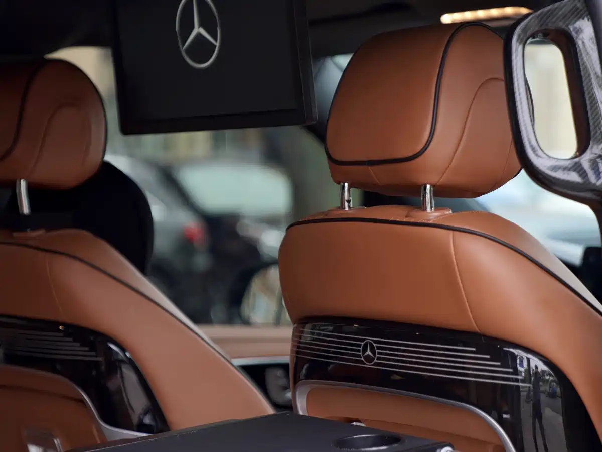 Mercedes-Benz Vito 2023 2.0T Elite 7-Seater фото 15
