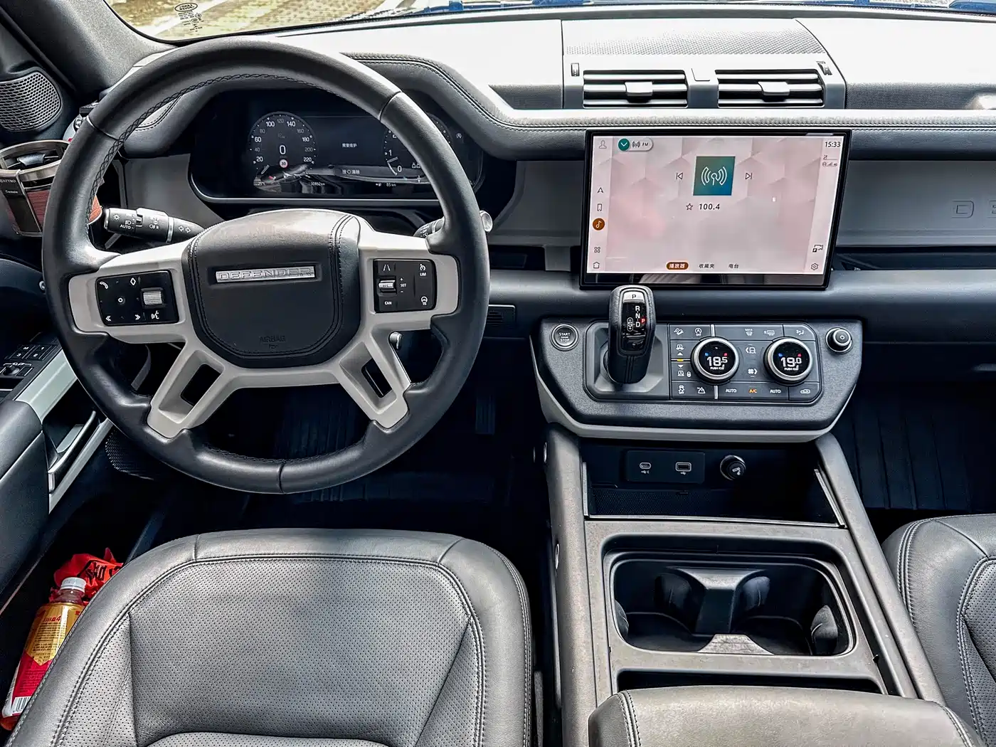 Land Rover Defender 2023 Facelift 90 3.0T P400 XS фото 13