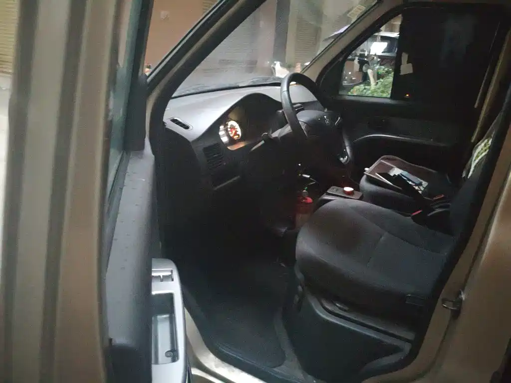 Wuling Motors Wuling Rongguang EV 2022 2022 Basic Passenger Vehicle EVE Battery