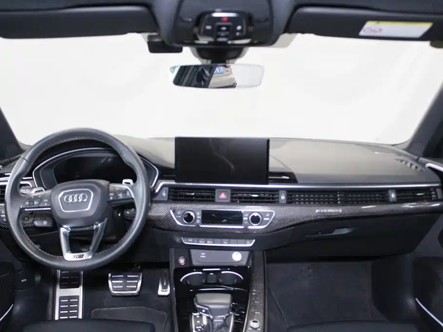 Audi RS 4 2024 2023 Model RS4 Avant Dark Gold Edition