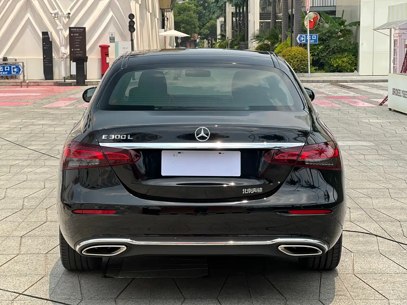 Mercedes-Benz E-Class 2023 E 300 L Fashion фото 5