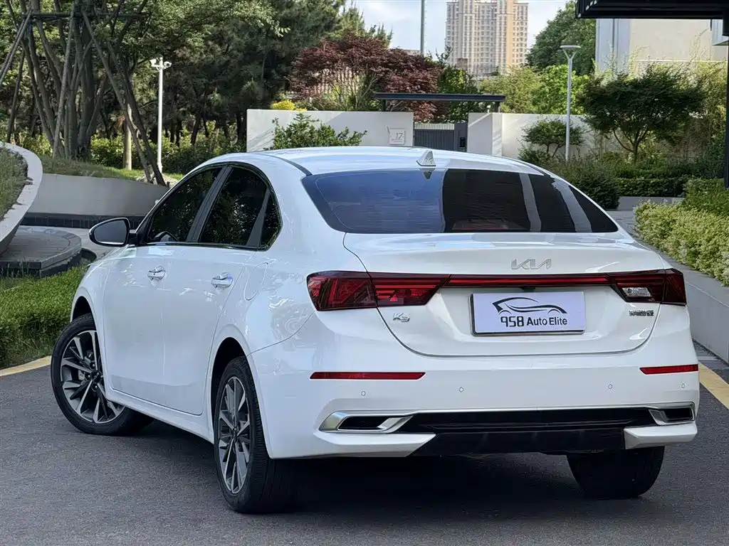Kia K3 2021 1.5L CVT Refreshed Edition фото 9