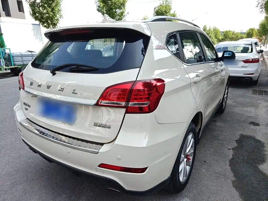 Фото 7 - Haval H2
