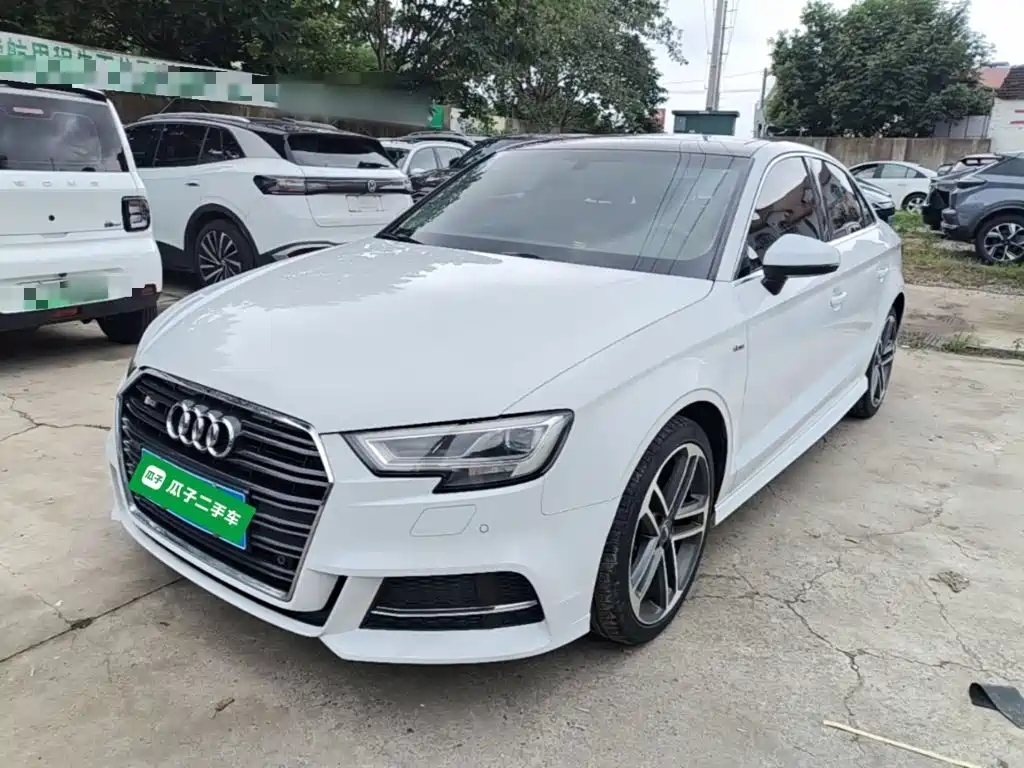 Фото 2 - Audi A3