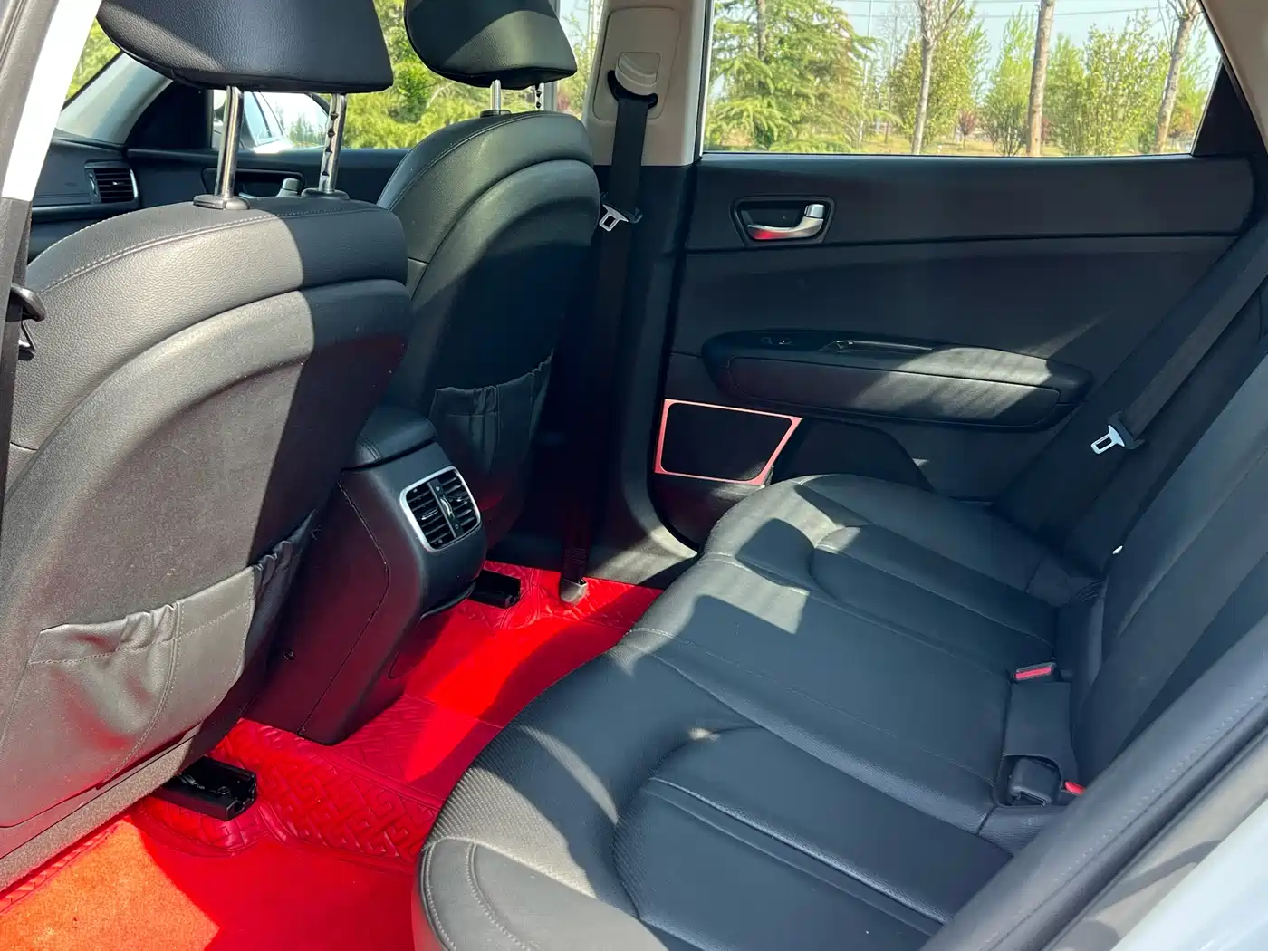 Kia K5 2016 2.0L Automatic LUX фото 7