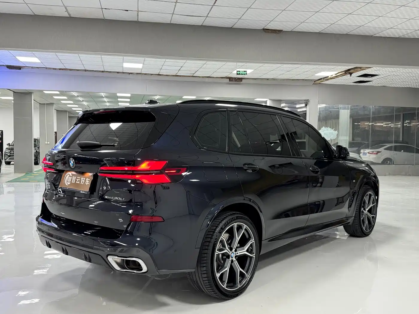 BMW X5 2026 2026 Facelift xDrive 30Li Exclusive M Sport Shadowline Package
