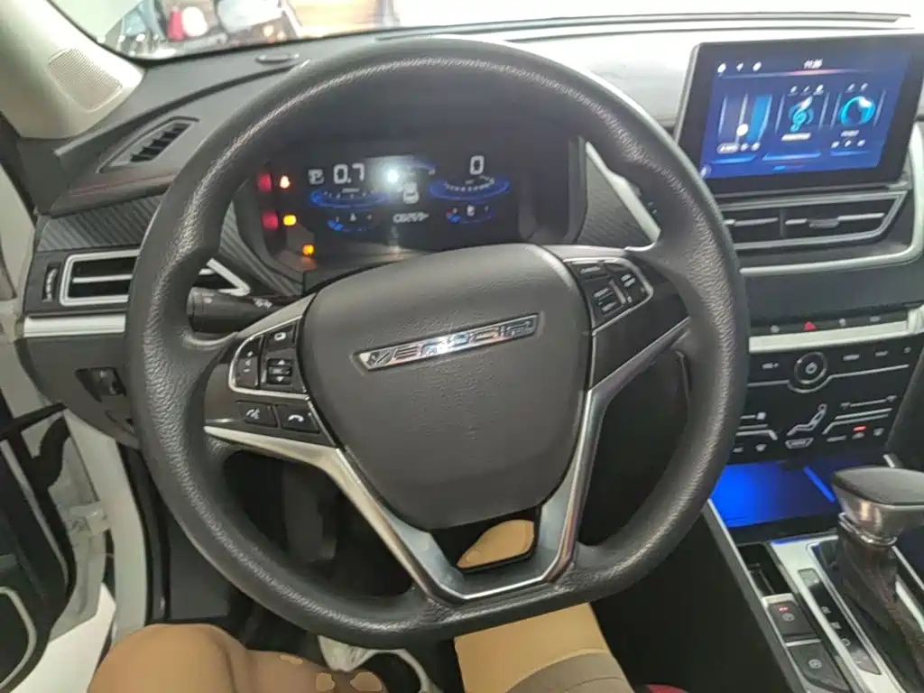 Venucia T60 2021 2020 1.6L CVT Zhi Yue Edition China V