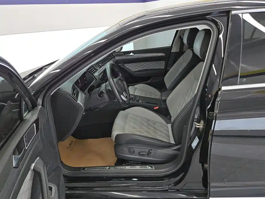 Volkswagen Magotan 2023 2 Million Units Anniversary Edition 330TSI DSG Leading Type фото 9
