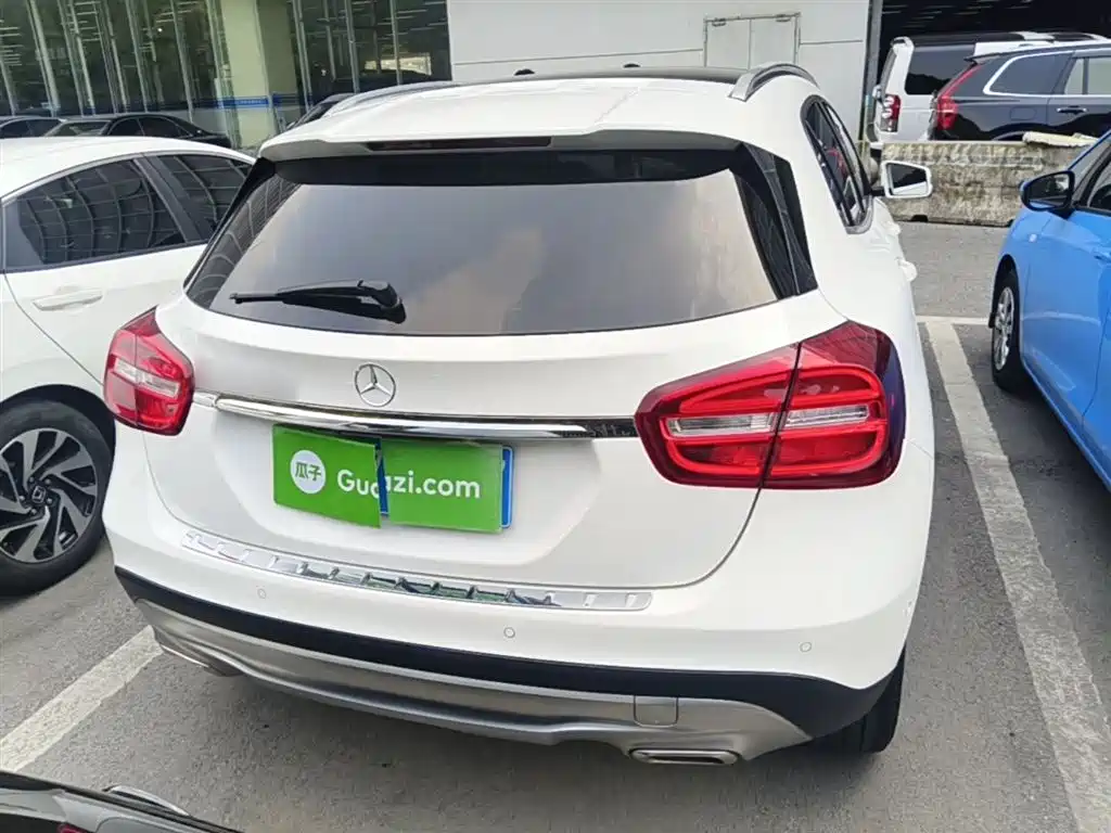 Mercedes-Benz GLA 2016 GLA 200 Fashion фото 6