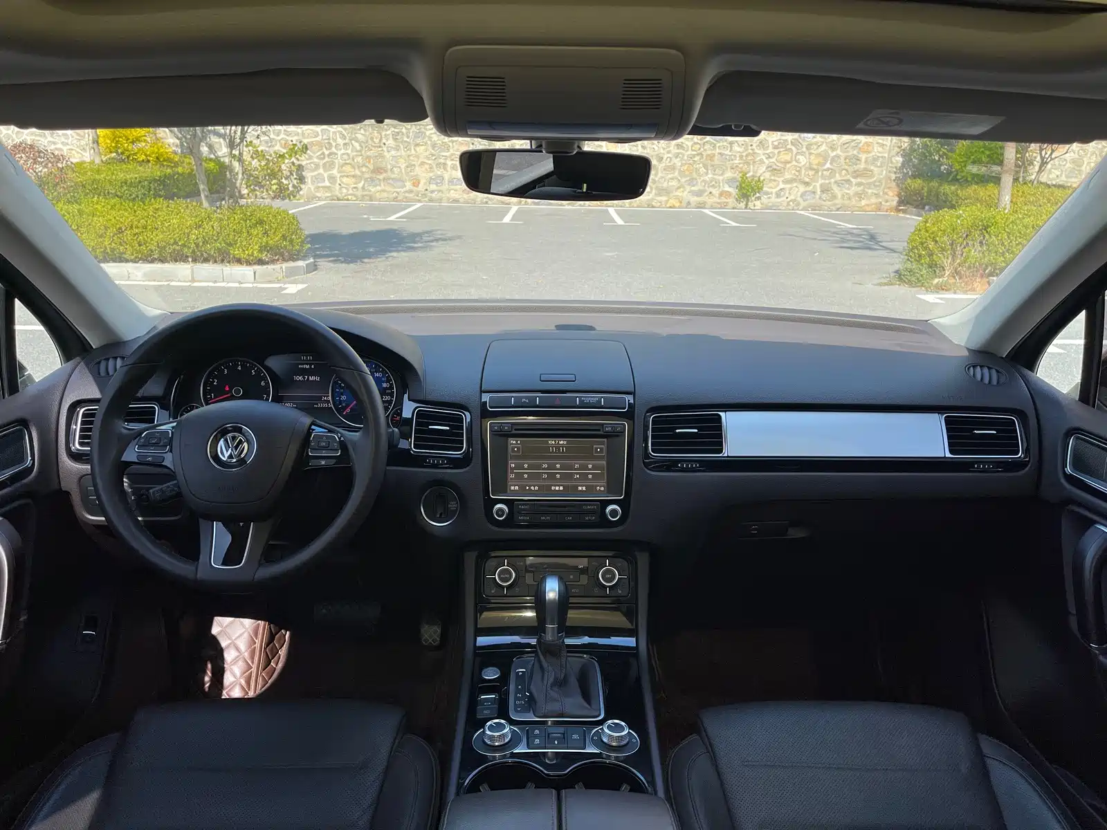 Фото 6 - Volkswagen Touareg
