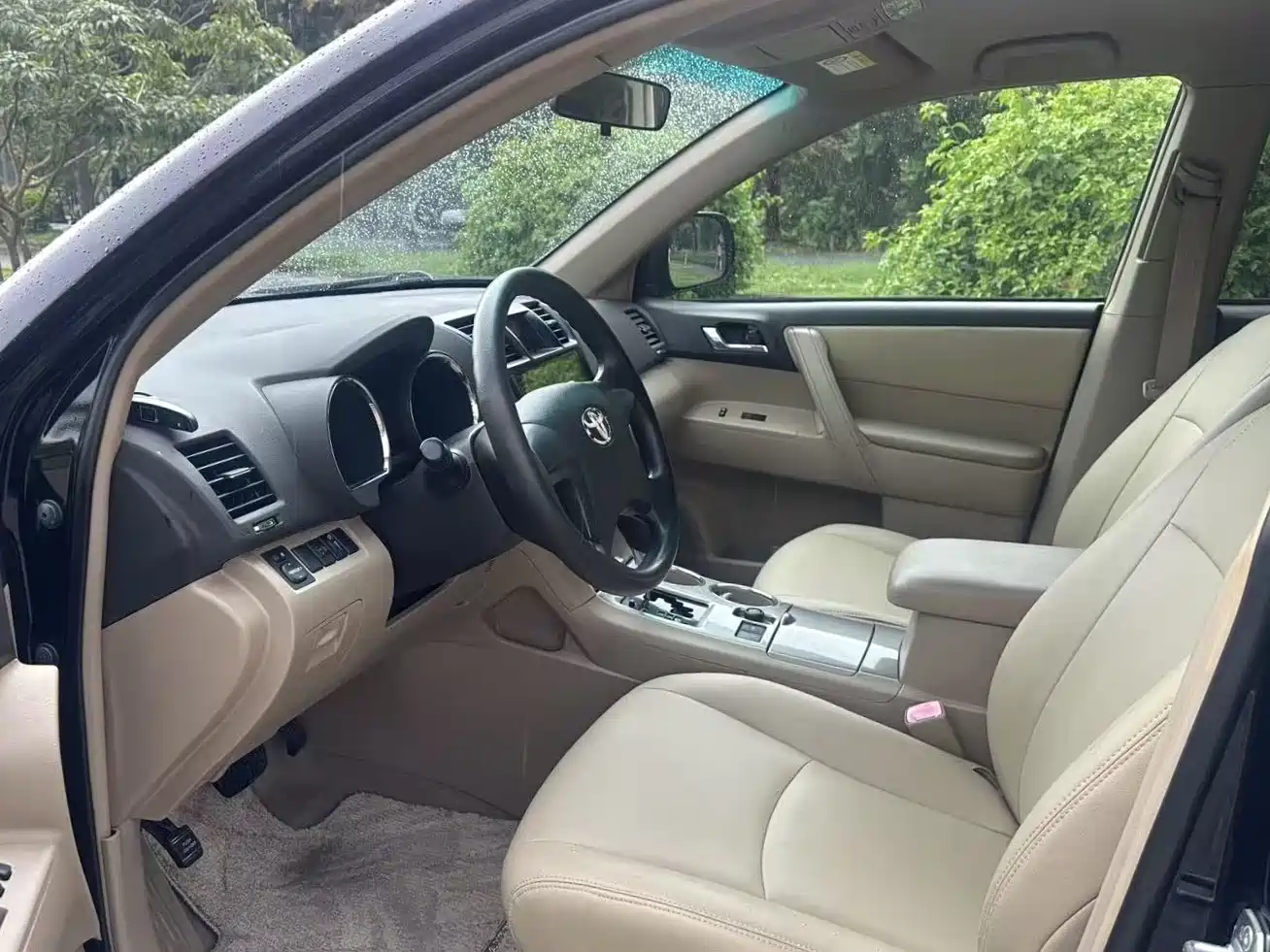 Toyota Highlander 2012 2.7L 2WD 7-Seat Elite фото 6