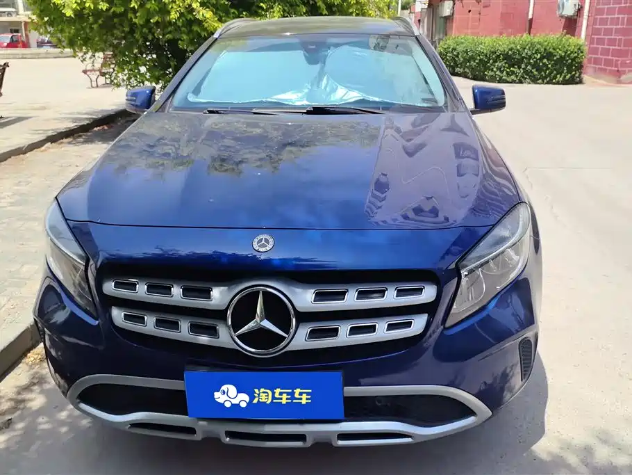 Mercedes-Benz GLA 2017 GLA 200 Dynamic фото 2
