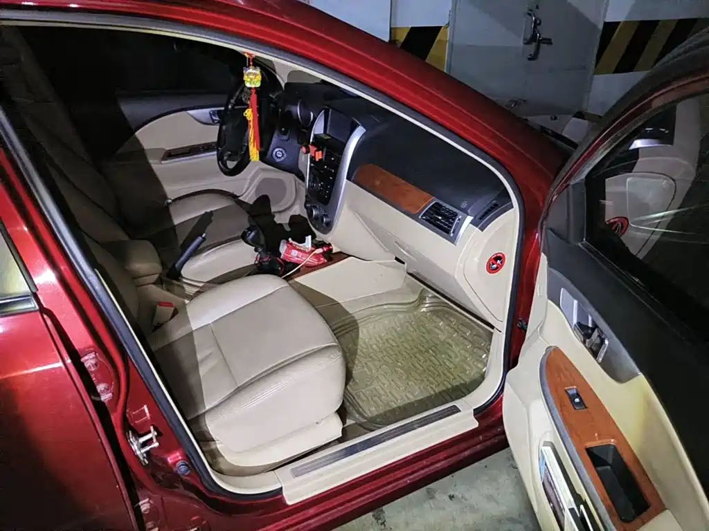 Фото 13 - Buick Excelle
