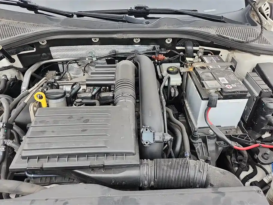Volkswagen Lamando 2018 230TSI DSG Trend Edition фото 10