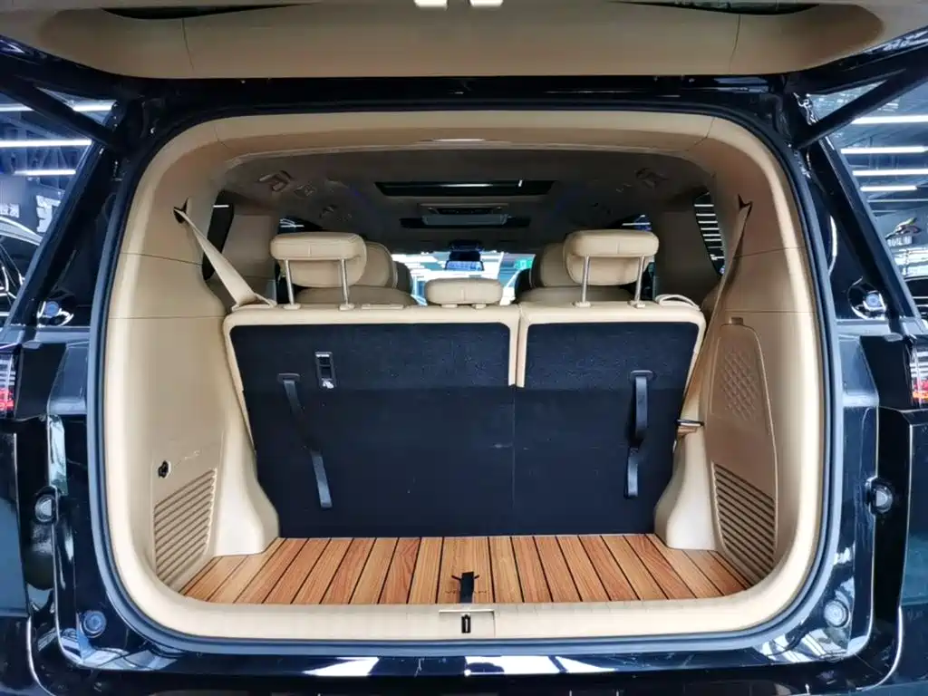 Voyah Auto Voyah Dreamer 2024 PHEV Extended Range Flagship Edition фото 19