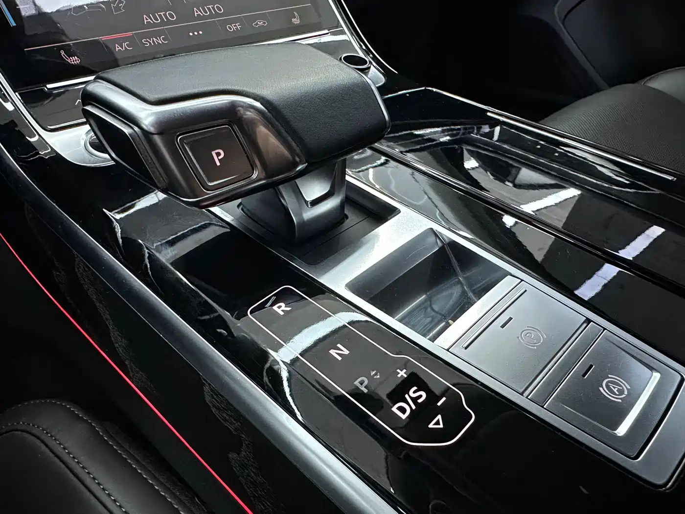 Audi A8 2021 A8L 50 TFSI quattro Comfort фото 11