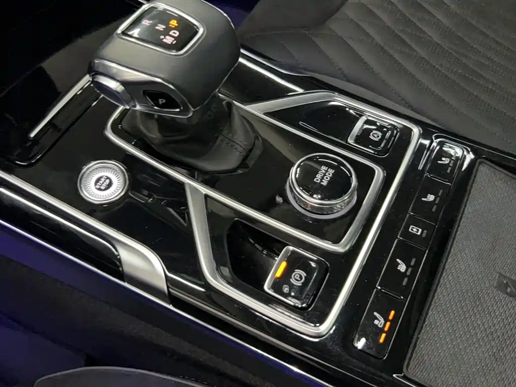 Hongqi HS5 2022 2.0T Smart Connect 4WD Flagship фото 5