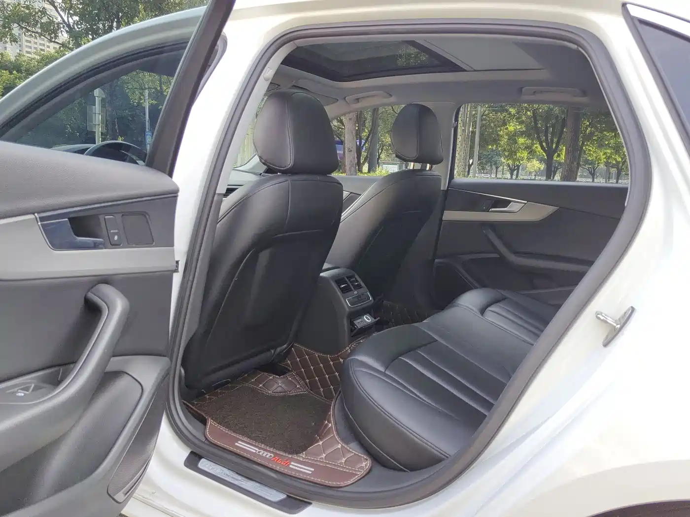 Audi A4L 2019 40 TFSI Progressive (China VI) фото 14