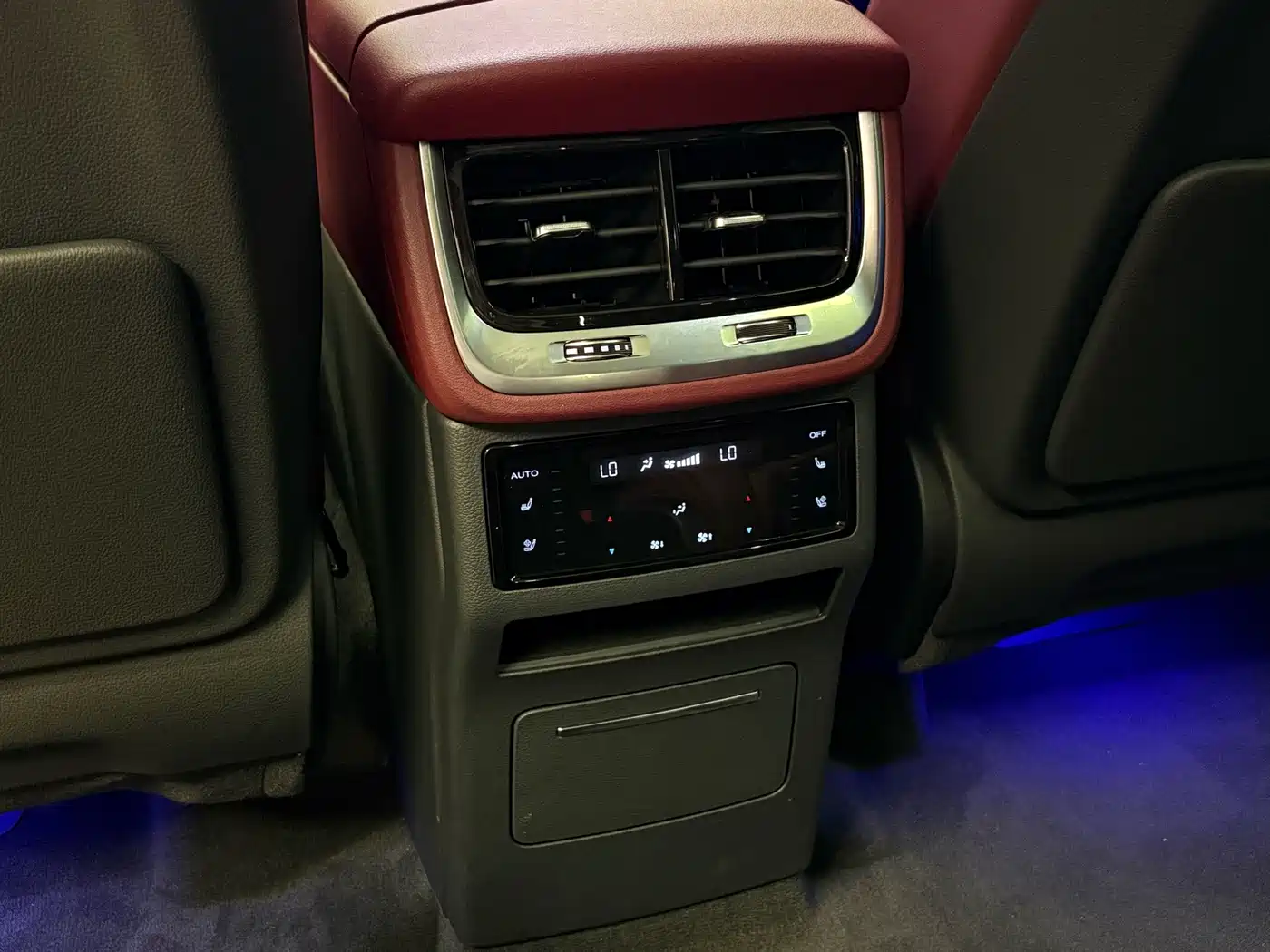 Hongqi E-HS9 2023 2022 660km Qi Chang Edition (6-seater)