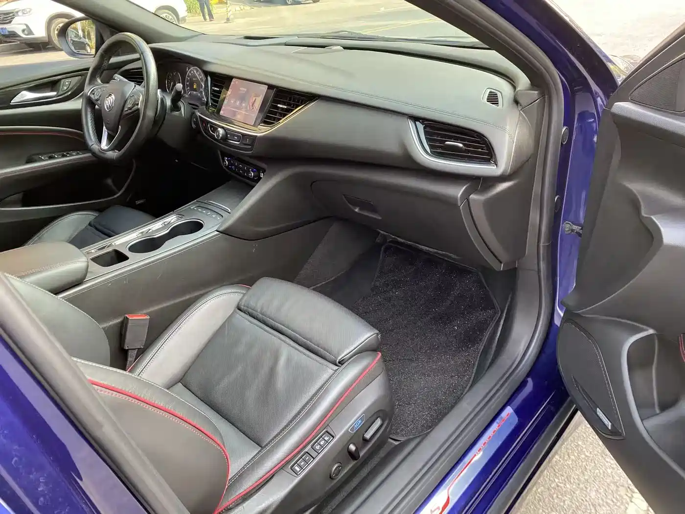 Buick Regal 2020 GS 28T Premium фото 5