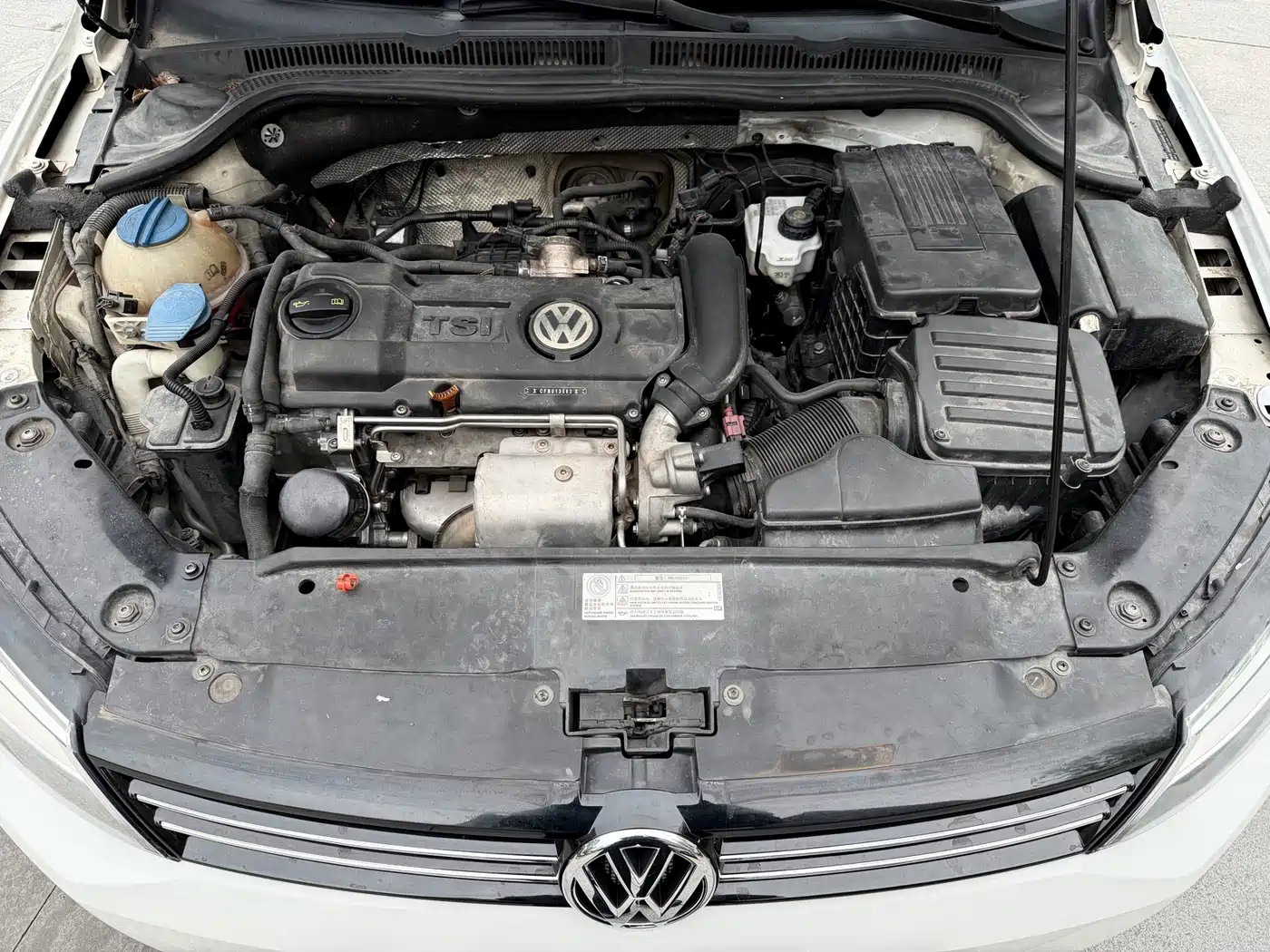 Photo 13 - Volkswagen Sagitar