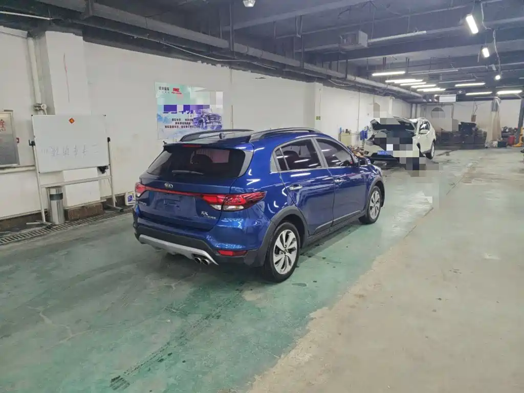 Kia KX CROSS 2018 2017 1.4L AT GLS