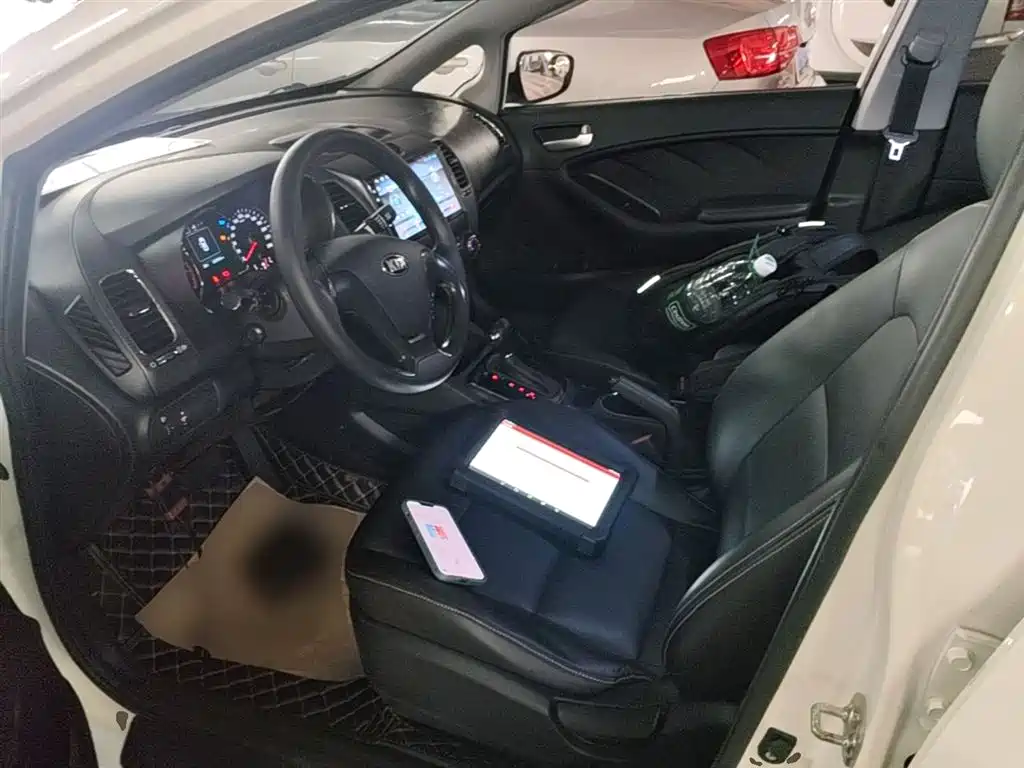 Kia K3 2016 1.6L Automatic GL фото 16
