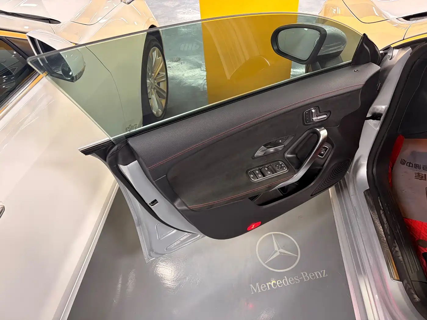Mercedes-Benz CLA (Import) 2020 CLA 200 фото 5