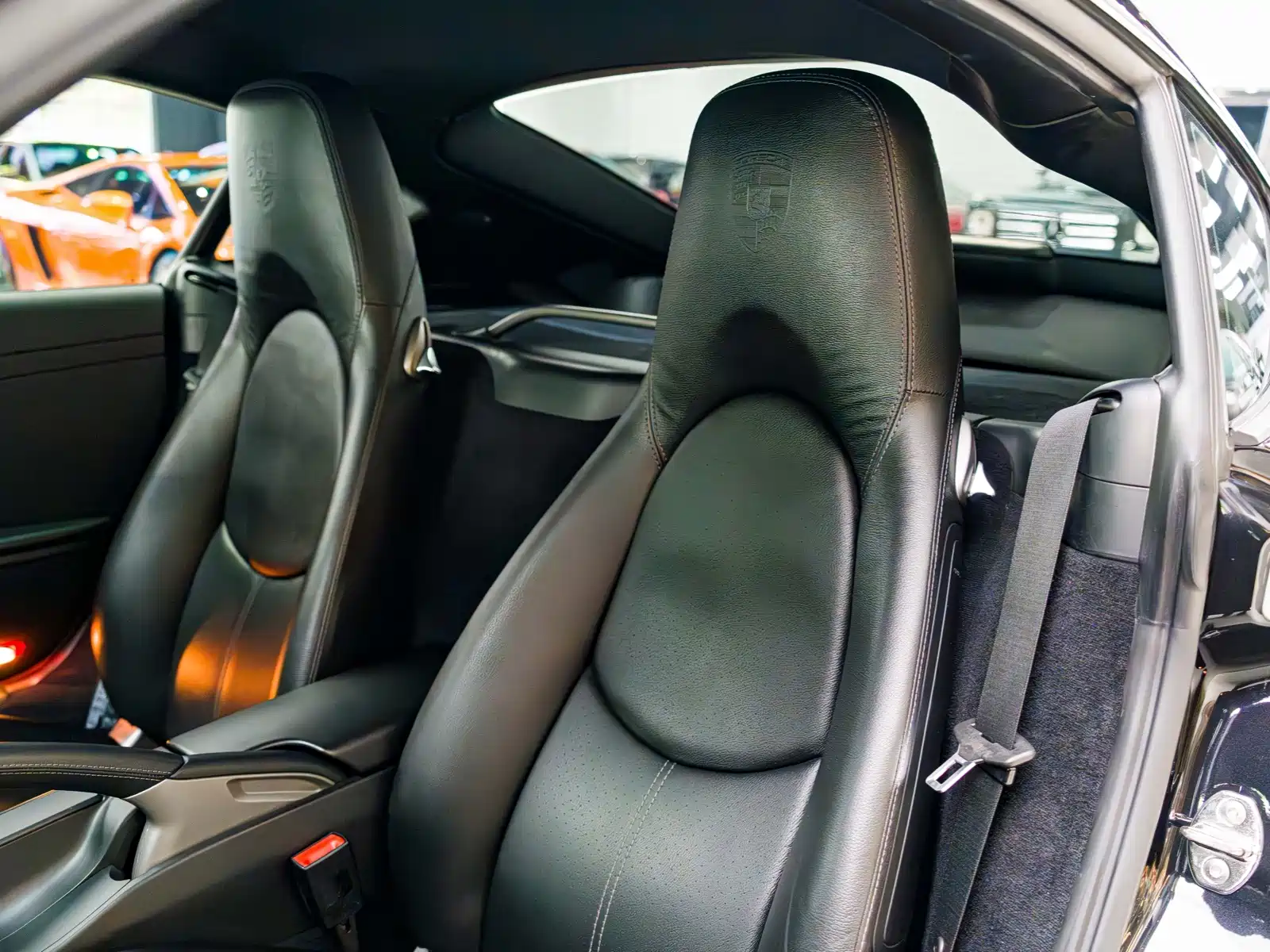 صورة 10 - Porsche Cayman