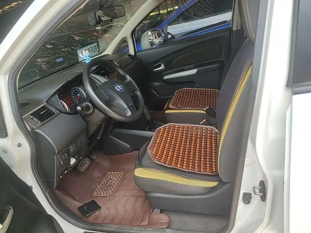 Venucia R50X 2014 2013 1.6L Automatic