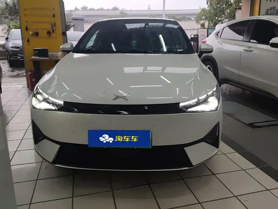 Фото 2 - XPeng P5