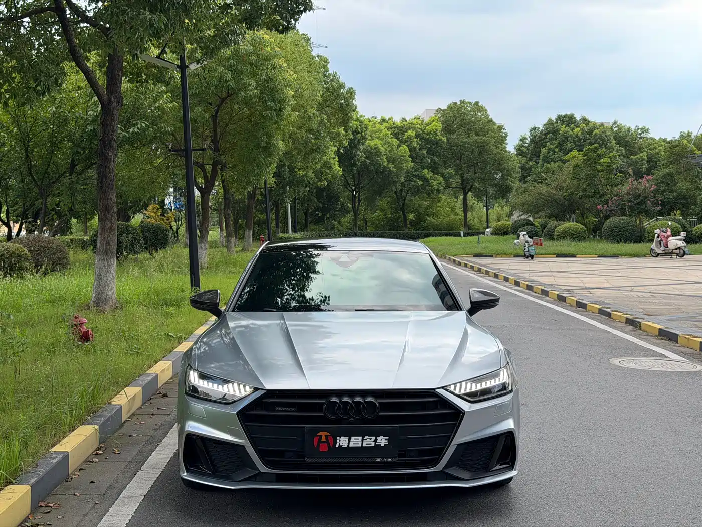 Фото 2 - Audi A7