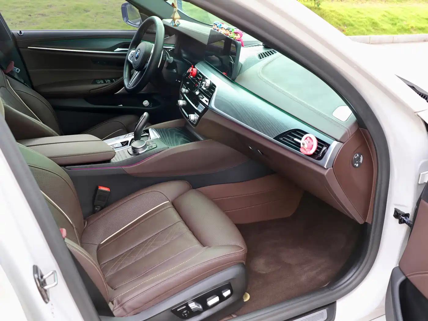 Фото 16 - BMW 5 Series