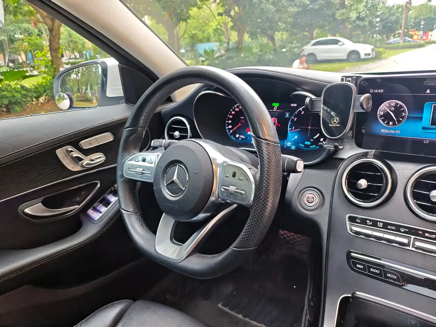Mercedes-Benz C-Class 2021 C 260 L Sport Edition фото 10