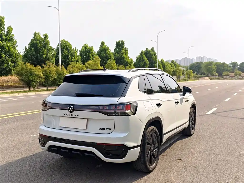 Volkswagen Tayron 2023 330TSI 2WD R-Line High-Performance Edition фото 9