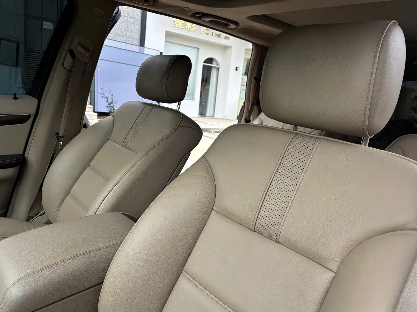 Mercedes-Benz R-Class 2011 R 350 L 4MATIC фото 12