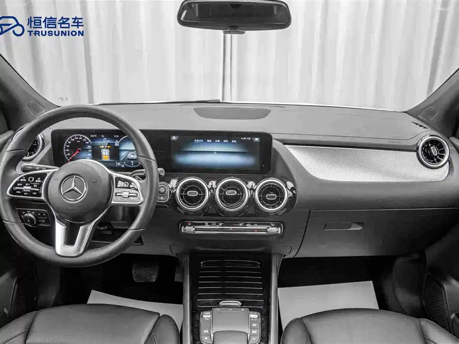 Mercedes-Benz GLA 2023 2023 GLA 200
