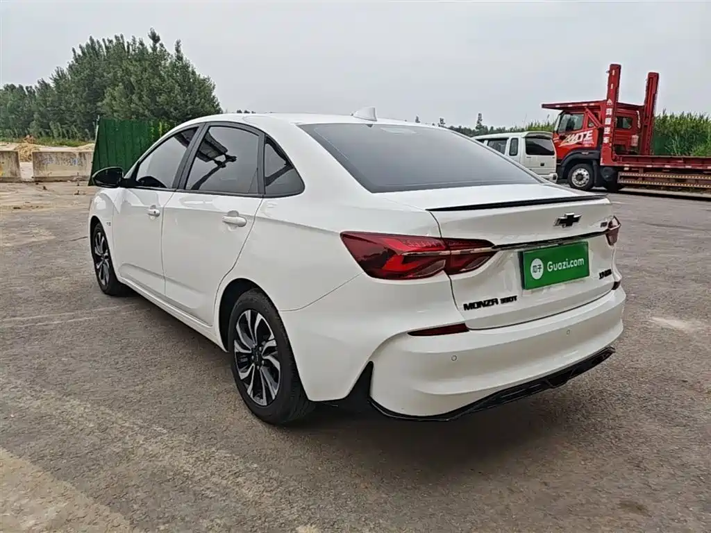 Chevrolet Monza 2019 RS 330T Auto Smooth Edition China VI фото 5