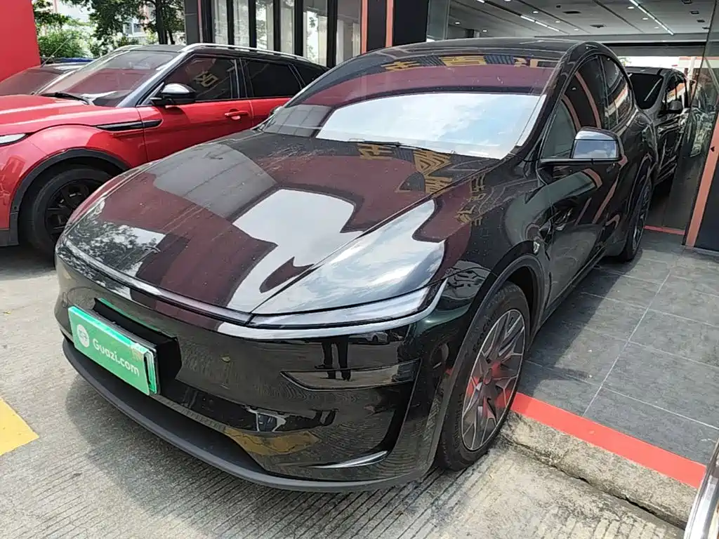 Tesla Model Y L 2026 2025 Facelift Long Range AWD